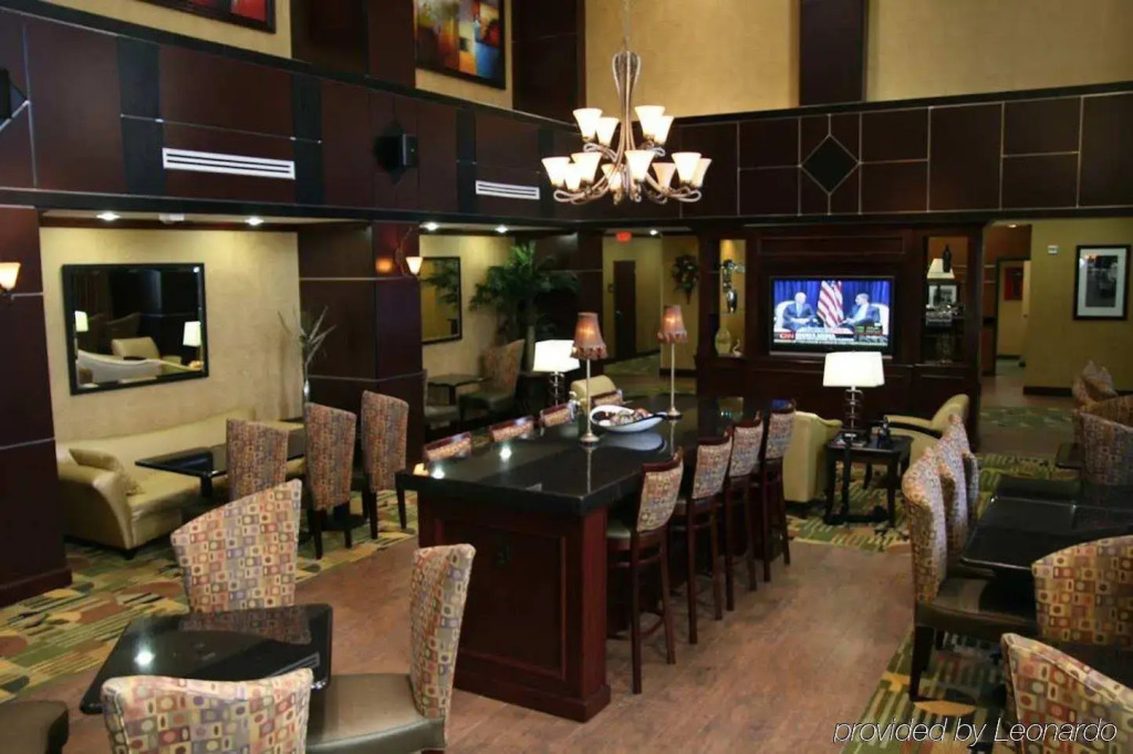 Hampton Inn & Suites Austin South Buda