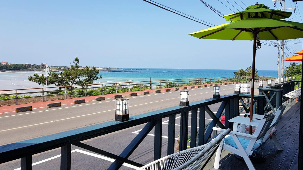 Gaviota Oceanfront Pension Jeju