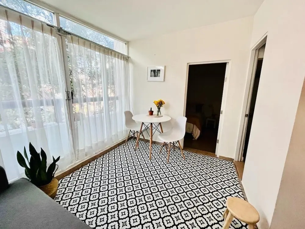 Bright apartment with large terrace overlooking Condes