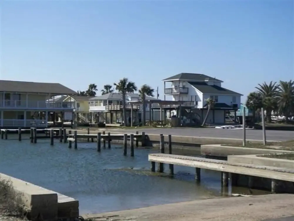 Jolly Roger 3 Bedroom Home