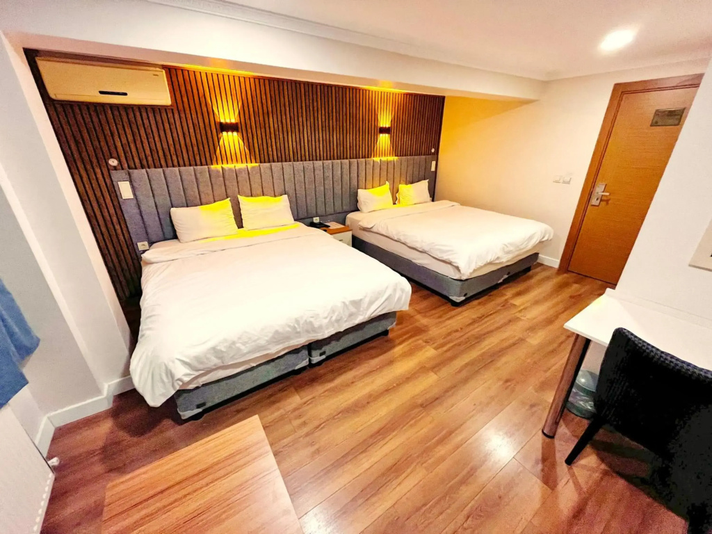 Naila Hotel