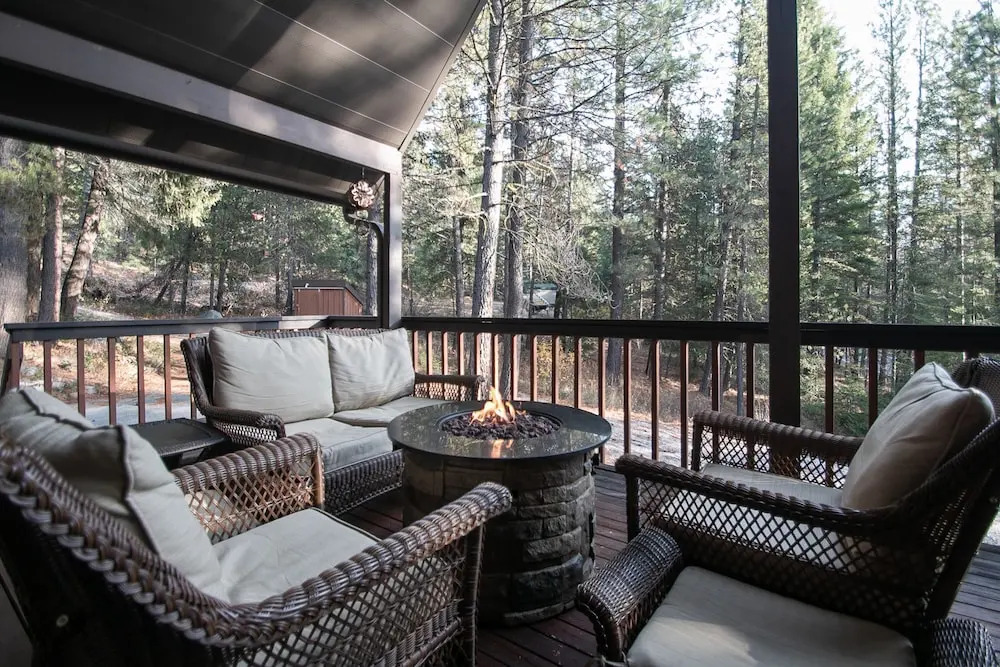 Boulder Lodge Apartment 3 NW Comfy Cabins