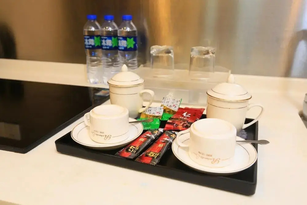 YOYO International Apartment