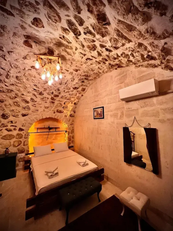 Şahmeran Otel Cafe Restoran