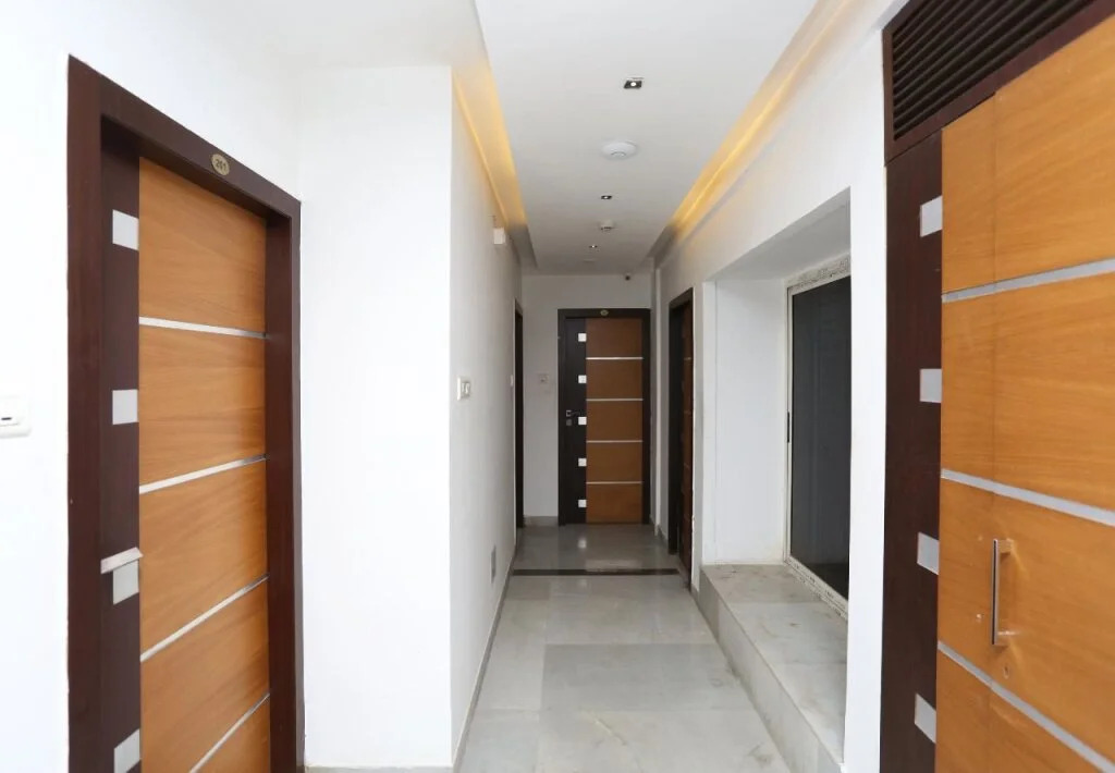 Hotel Myra By OYO Rooms