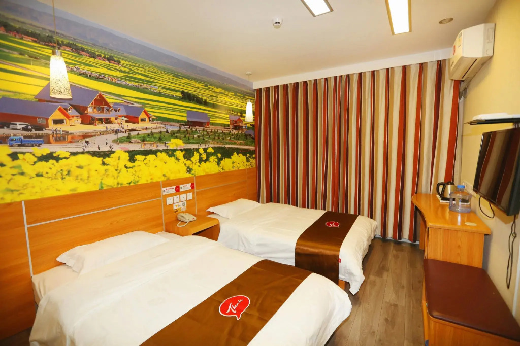 Thank Inn Hotel Gansu Zhangye Bell And Drum Tower