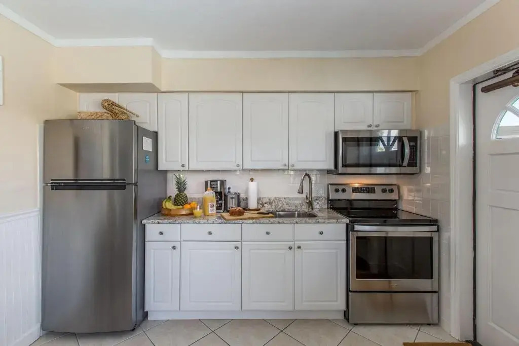 Five Palms Suite 206 - Daily - Weekly - Monthly