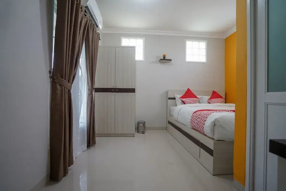 OYO 948 Vivi Residence Syariah Ii