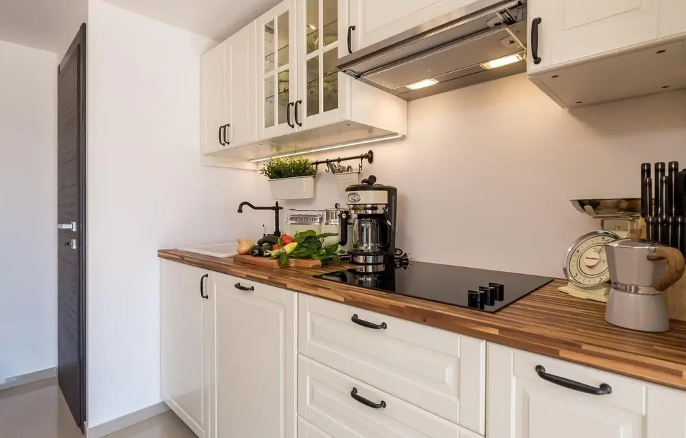 Stunning Apartment in Veprinac With 1 Bedrooms, Wifi and Outdoor Swimming Pool