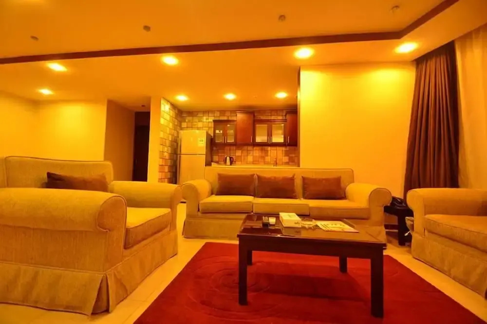Al Ramla Al Hamra Furnished Units