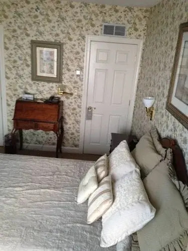 The Doylestown Inn