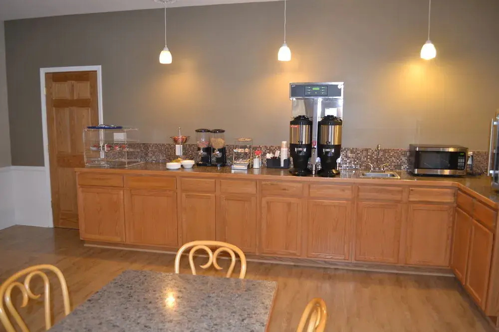 Sky Lodge Inn & Suites - Delavan