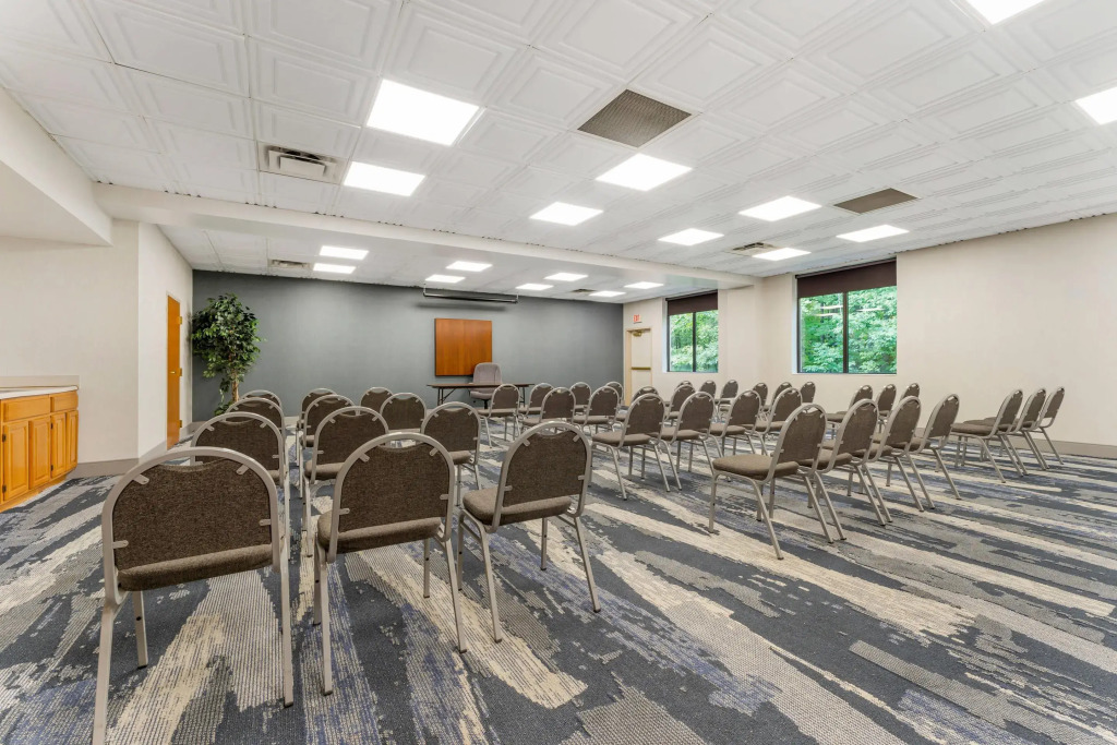 Comfort Inn & Suites LaVale - Cumberland