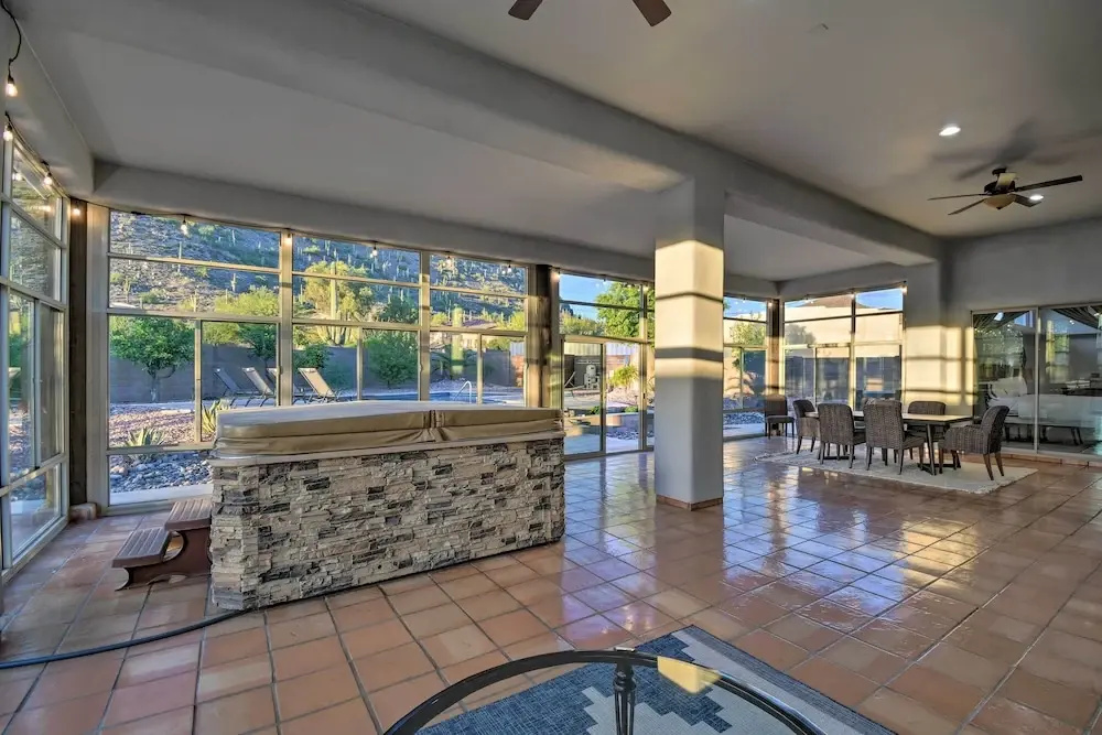 Luxe Phoenix Home: Desert Butte View & Heated Pool