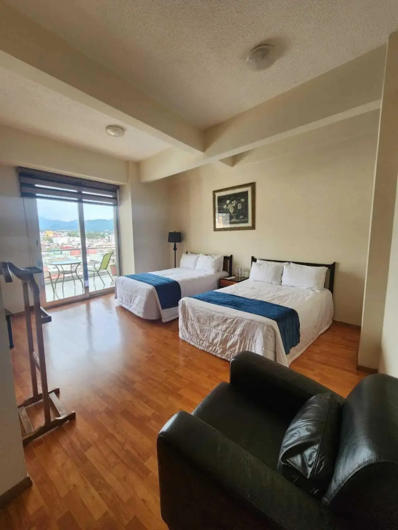 HOTEL TRUEBA