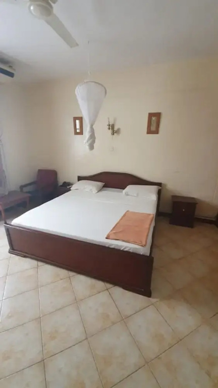 Hiddig Hotel