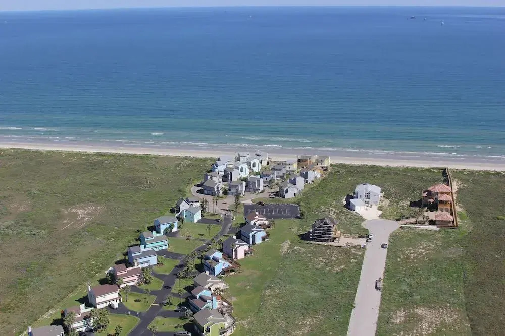 Beach Beauty 9LC 3 Bedrooms 3 Bathrooms Home