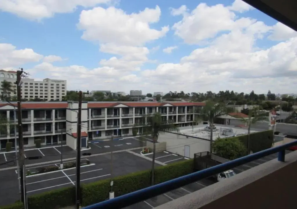 Capri Suites Anaheim