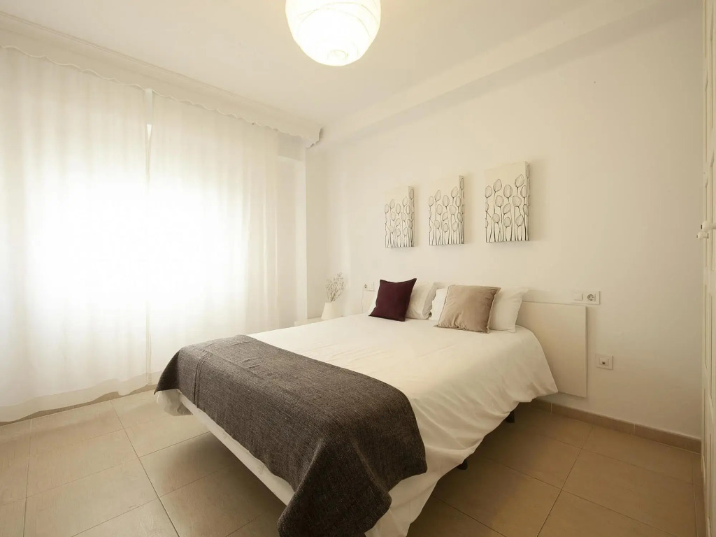 CERVANTES Apartment 29 2BT 1BR