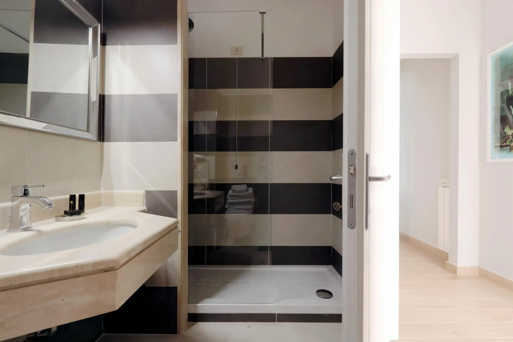 A7 Piazzetta Margutta A7 - My Extra Home