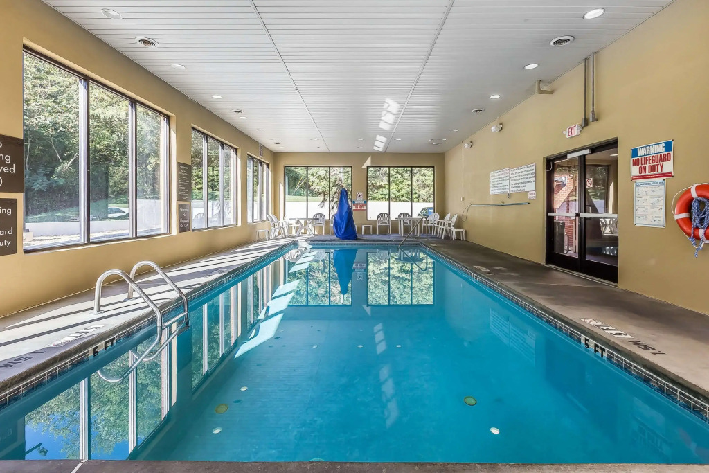 Comfort Inn & Suites Dalton West