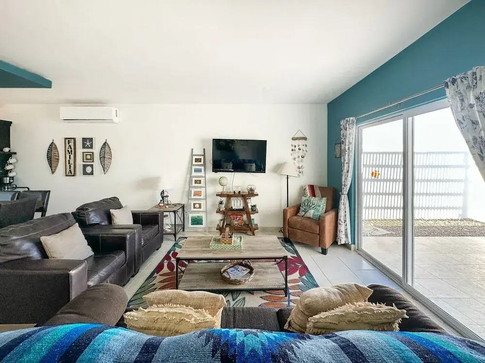 Modern 3BR Family Escape