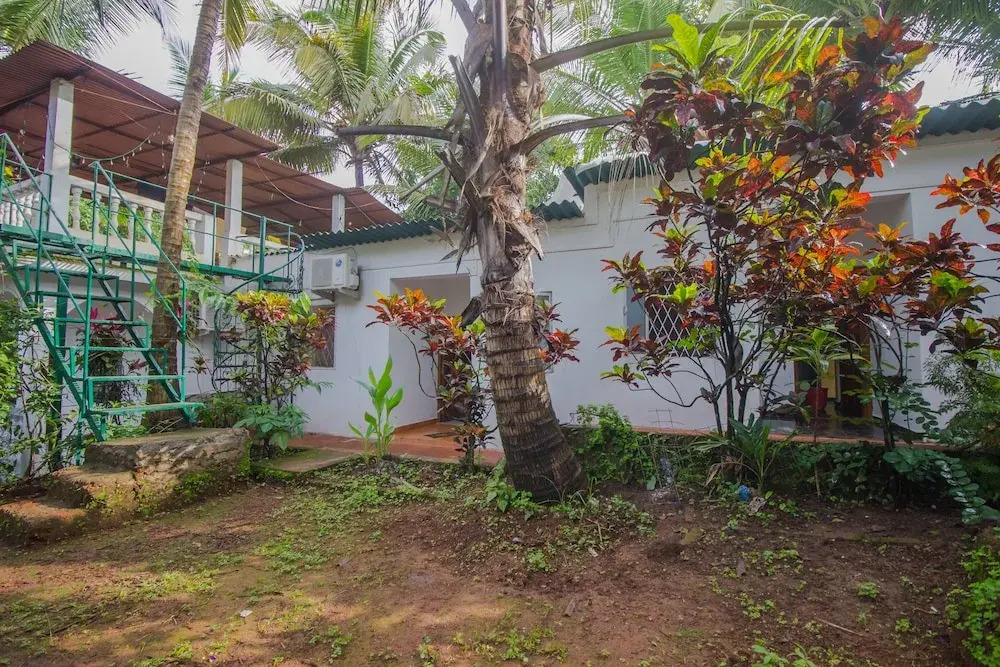 OYO 16483 Home Garden View 1BHK Morjim Beach