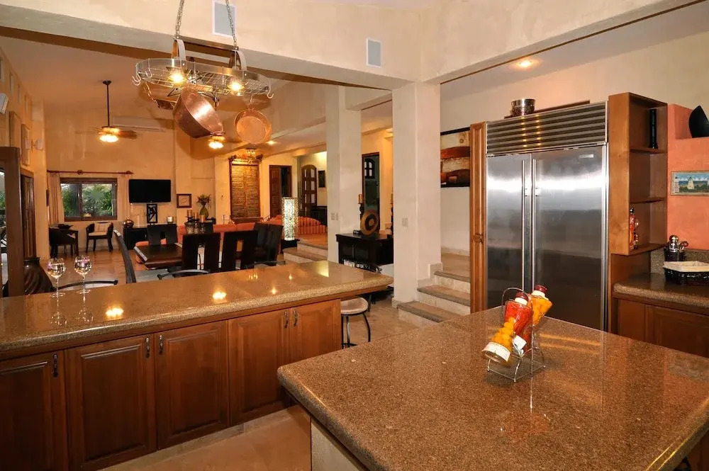 4 BR Villa Near Los Cabos' Best Surfing: Villa Vista del Mar