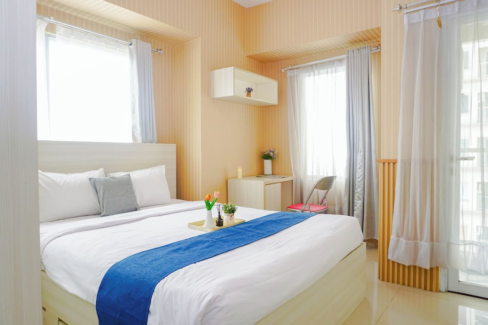 Comfortable And Pleasant Studio At Apartment Tamansari Mahogany Karawang