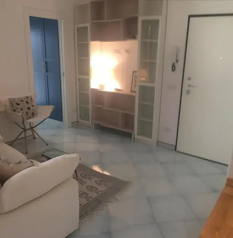 delizioso appartamento con terrazzetta