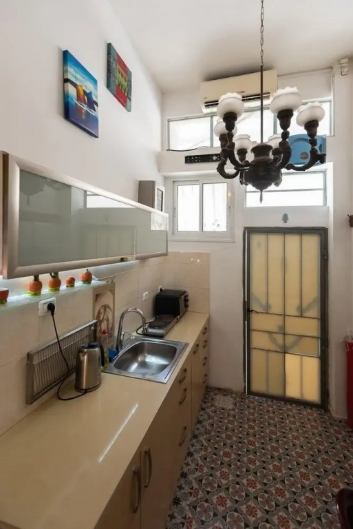 Charming Design Studio at Heart of Jaffa