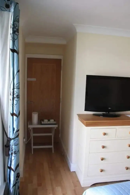 Self-Contained Luxury En Suite Room