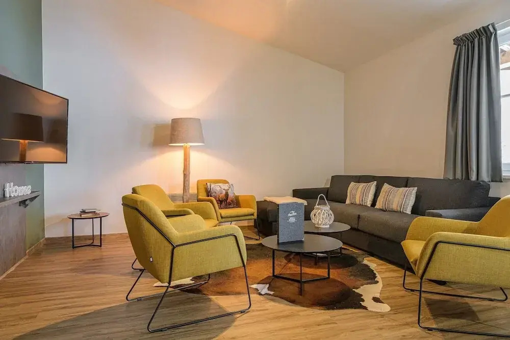 Beautiful Apartment in Viehhofen With hot tub