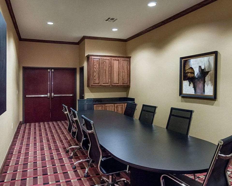 Comfort Inn & Suites