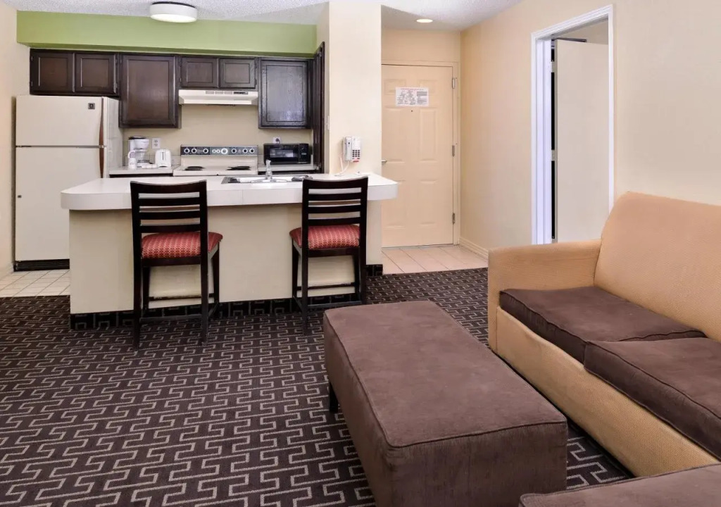 Americas Best Value Inn & Suites Extended Stay - Tulsa