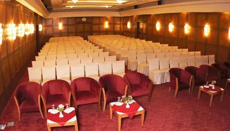 Hotel Pars Shiraz