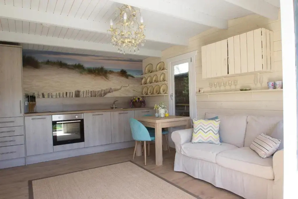 New Bespoke Log Cabin