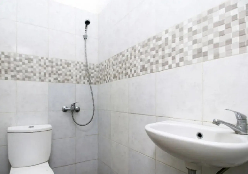 Kamar Keluarga Ungaran