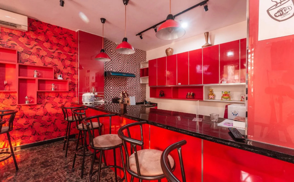 OYO 1737 Hotel Celvasha
