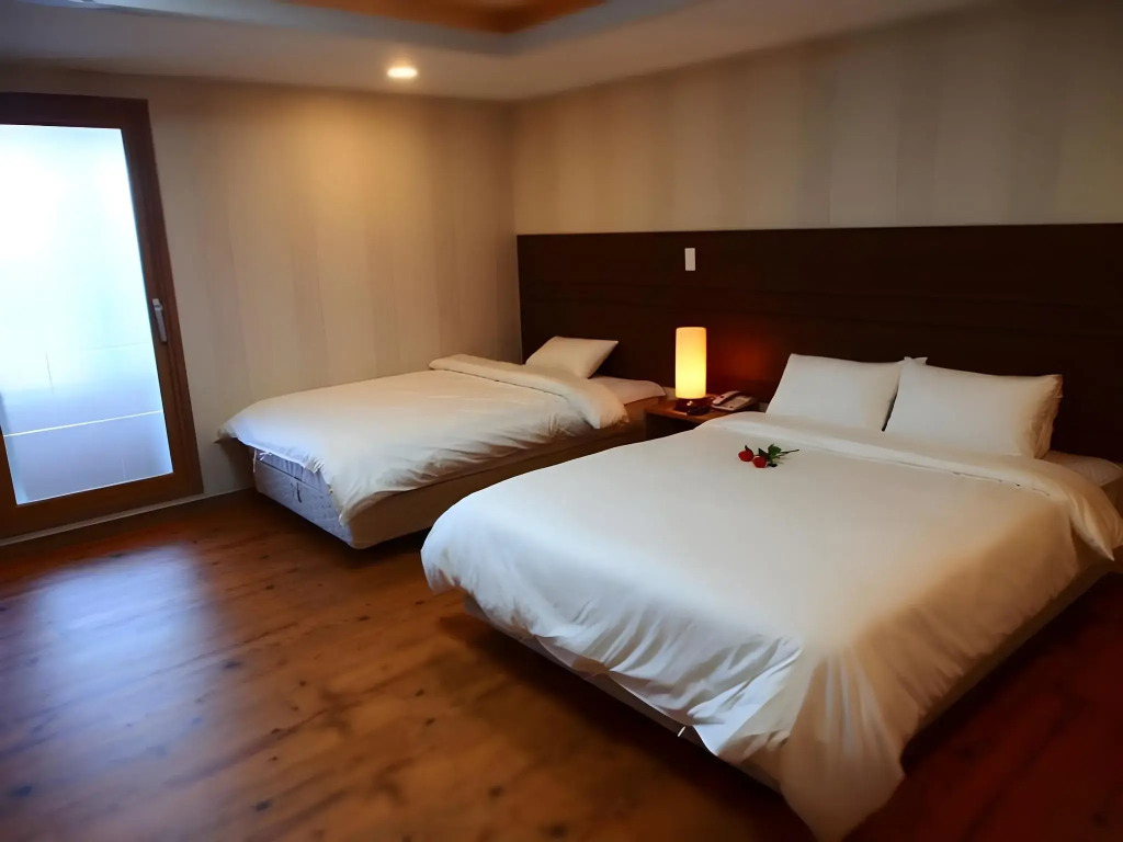 Hotel CJ