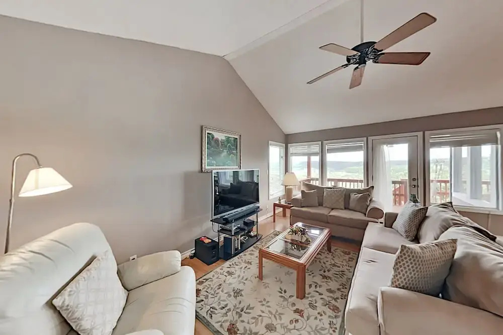 1151oakc 3 Bedroom Home