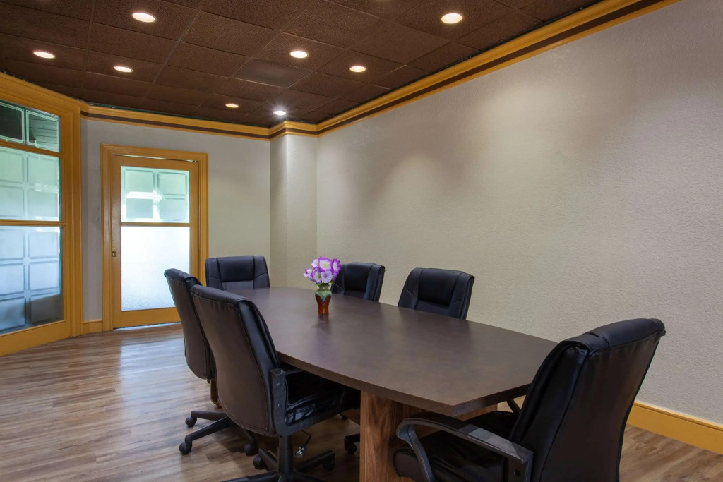 Travelodge by Wyndham Deltona