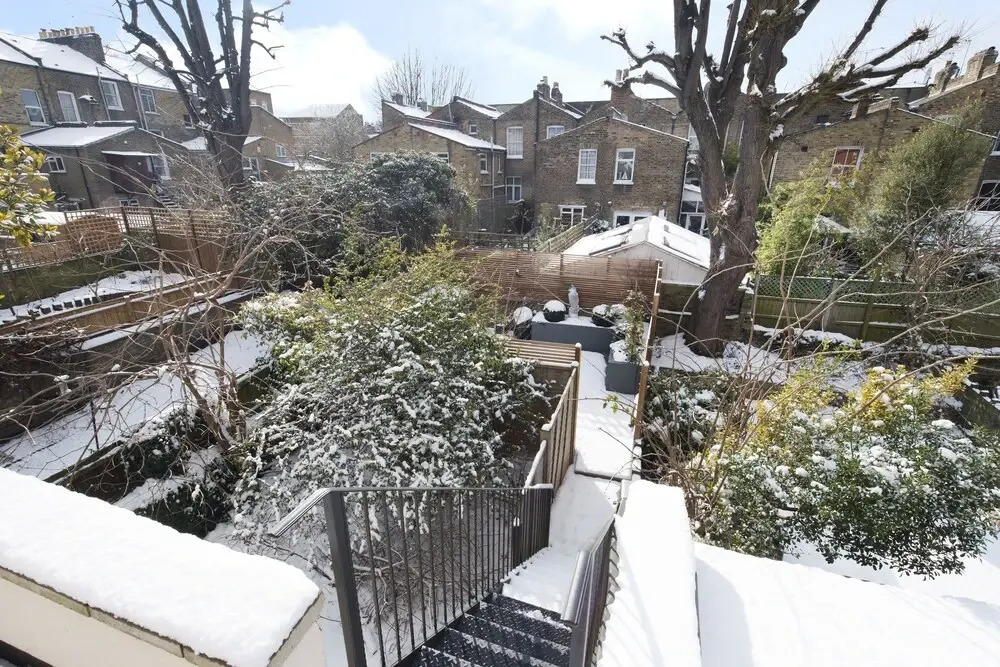 Stylish 2BR Apartment Near Hackney
