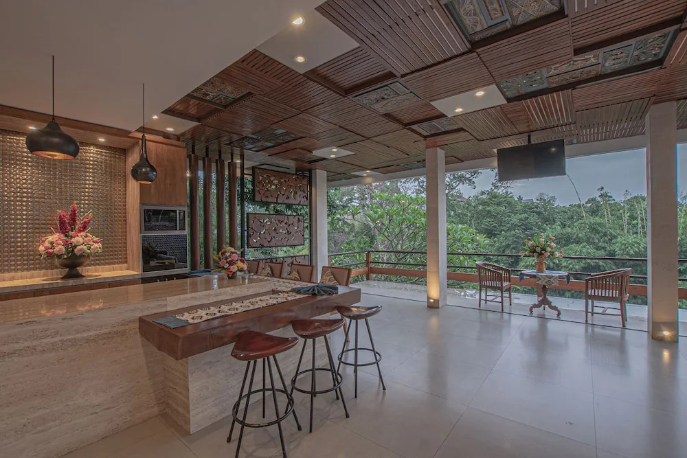 Hidden Seroja Villa