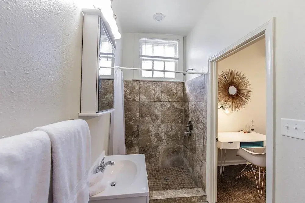 Authentic 2br/2ba in Historic Treme by Domio