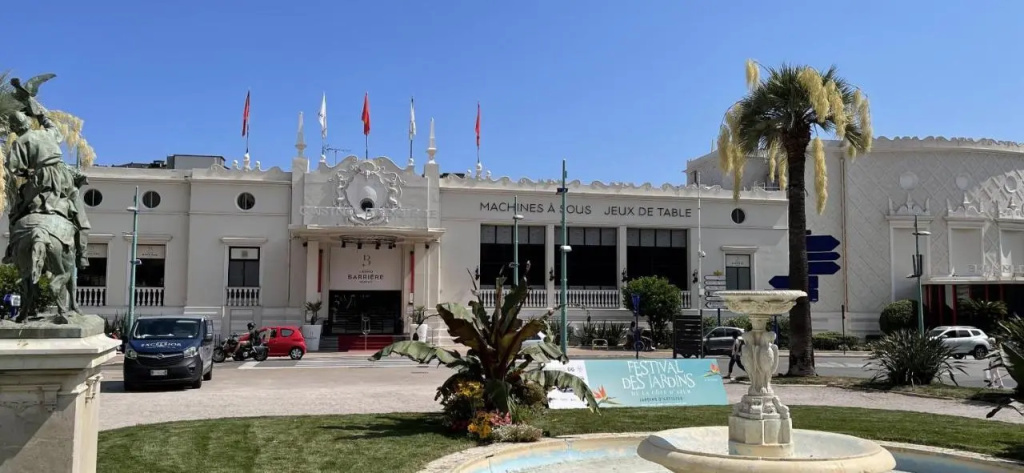 Location saisonnière Menton 50 m des plages