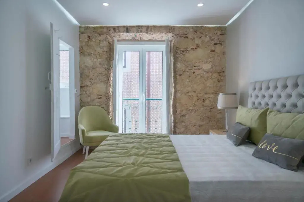 Brand New Downtown Apartment