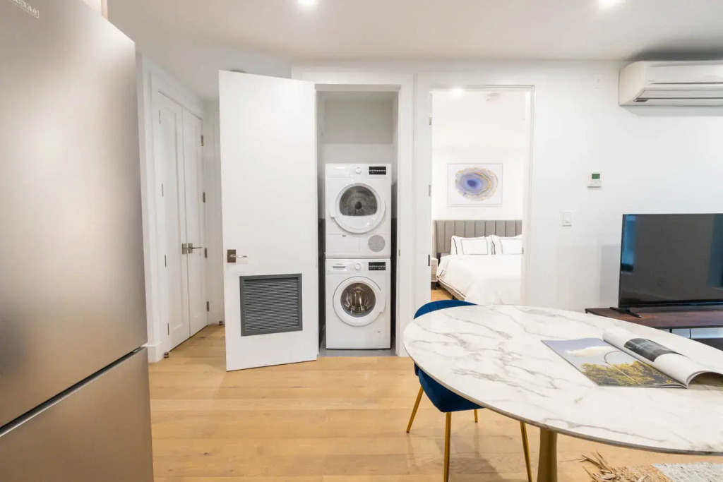 149bk-202 New Condo 1BR in Prime Greenpoint Brooklyn