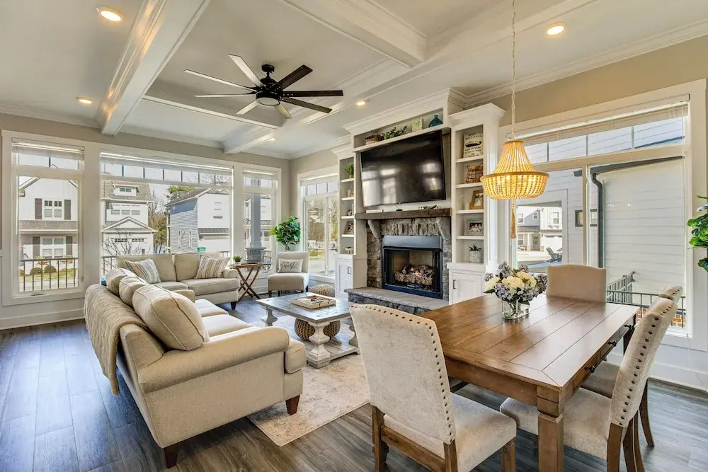 Shoreside Getaway on Tims Ford Lake w/ Pool Access