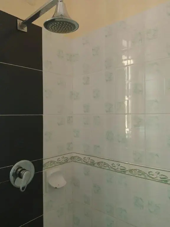 BLUE NILE 9 - SUNSET HOLIDAY APARTMENTS, SHANZU - Mombasa